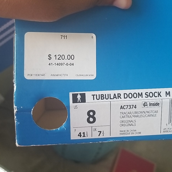 Army Green Athletic Adidas - Picture 2 of 6